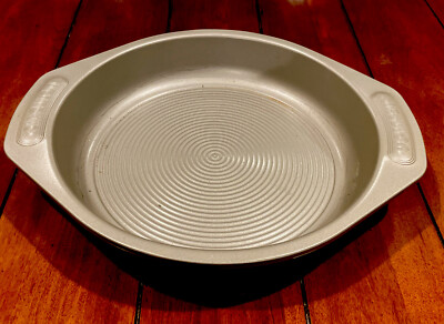 Circulon Cake Pan