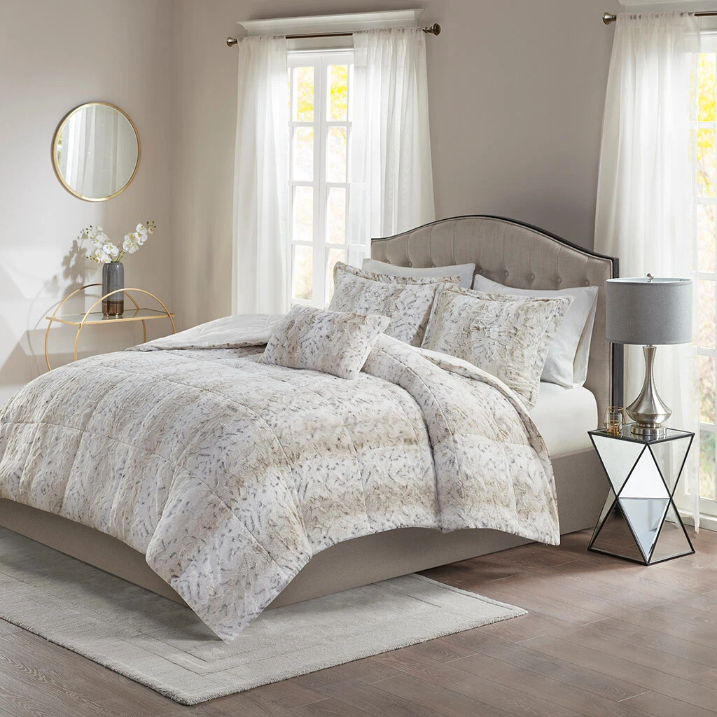 Canadian comforter 2024