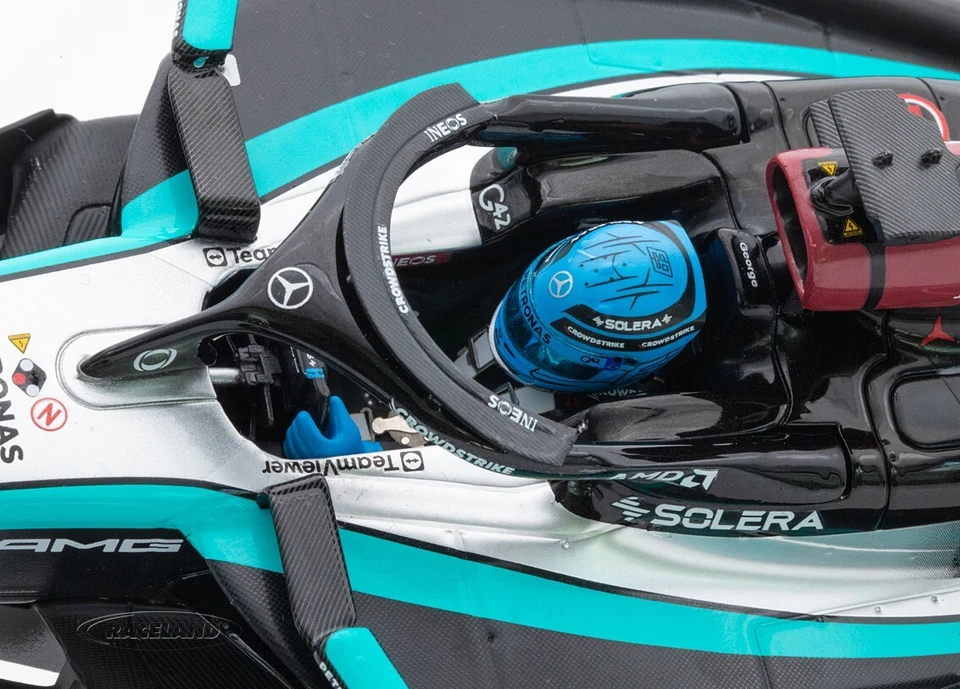 Mercedes F1 W15 AMG Petronas F1 GP Bahrain 2024 George Russell Spark 1:18 18S977 - Bild 4 von 4