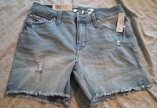 Seven 7 Weekend Short NWT 5" Inseam Gray Hem, Denim Short Size 6