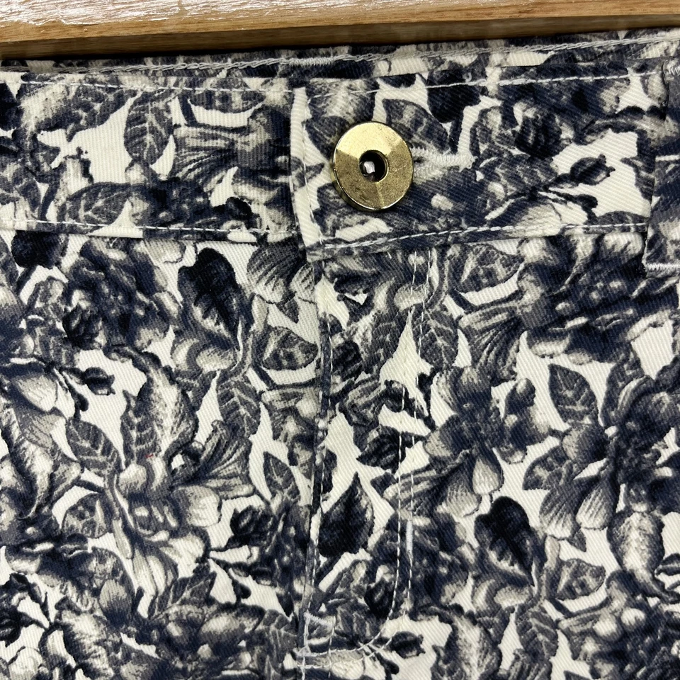 H&M Pantalones Cortos Mujer 8 Negro Blanco Estampado Floral Tiro Medio Algodón Elastizado Verano Foto 3 de 4