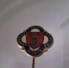 Vintage Hampshire County Bowling Association Enamel  Lapel  Pin Collectable 4cm