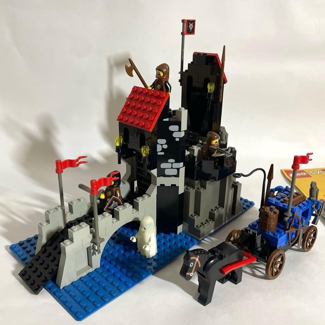 LEGO Castle Wolfpack Tower 6075 + 6038 in 1992 No Box Used from