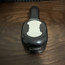 Stampin  Up Round Tab Punch Flat - Whale Tail Rounded Tab Punch - Works Great