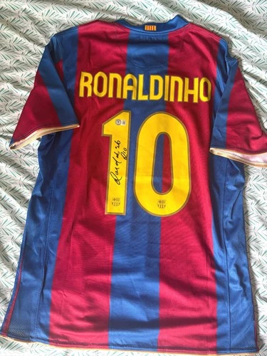 Ronaldinho SIGNED Autographed AUTO NIKE Soccer Jersey BECKETT BAS Authenticated