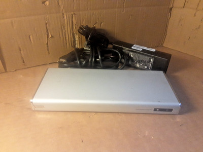 Polycom RealPresence Group 500 Videokonferenzsystem + Netzteil & Kabel 