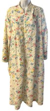 Vtg Miss Elaine Gown Robe Muu Muu Women  s Sz L Zip Sz and Care Tag Gone