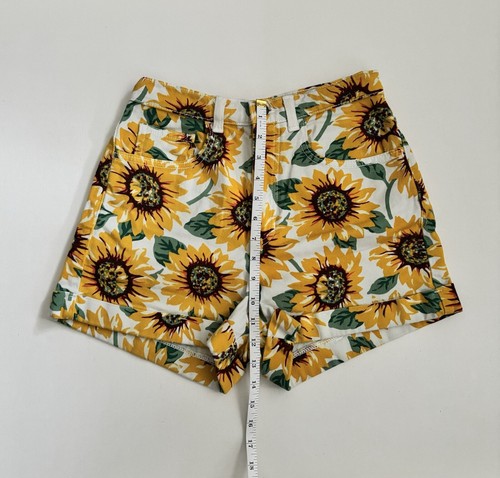 American Apparel Denim Jean Mom Shorts Size 26/27 Cuffed Floral Sun Flowers - Picture 4 of 5