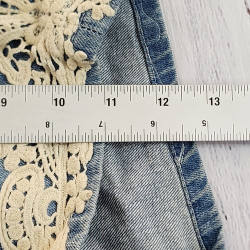 BDG Women’s Size 27” High Rise Erin Denim Jean Shorts - Picture 14 of 16
