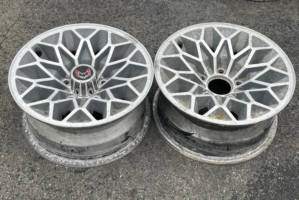 Pontiac Firebird Trans Am 1977–1981 15x7 Snowflake Wheel Set - Image 4 of 4