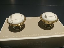 NEW! ZARA HOME STONEWARE WHITE DOOR KNOBS/GOLD COLORED GEOMETRIC PATTERN, 2 PACK