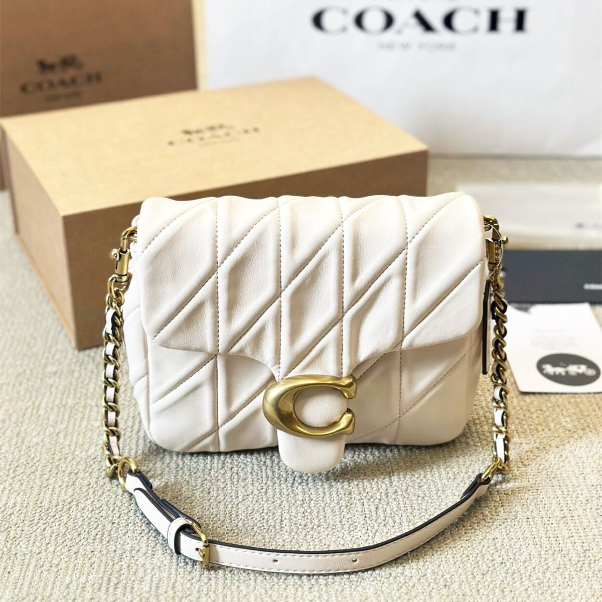 COACH Times Square Tabby20 Shoulder Bag Quilted White CW629 COACH Times Square Tabby20 Shoulder Bag Quilted White CW629