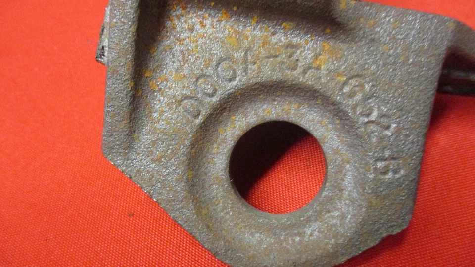 1970 1971 FORD TORINO FAIRLANE CYCLONE POWER STEERING CYLINDER BRACKET NOS - Image 3 of 4