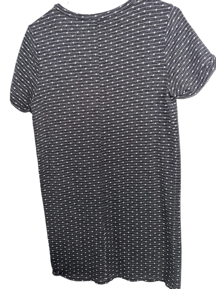 Vestido Camiseta Everly Gris Lunares Talla Pequeña Manga Corta Foto 2 de 4