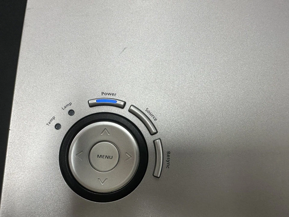 Acer DNX0513 projector PD523PD  Powers on but not been fully tested - Image 2 of 4