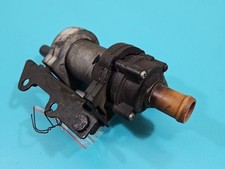 Pompe à eau Porsche CAYENNE