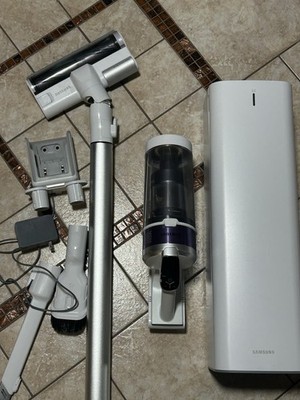 SAMSUNG 70 + CS BUNDLE JET CORDLESS STICK VACUUM, VIOLET - WHITE