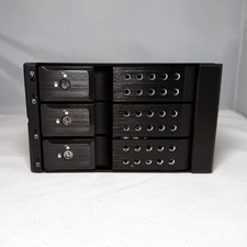 iStarUSA BPN-DE230SS-BLACK Trayless Hot-Swap 3x3.5" SATA in 2x5.25" - BRAND NEW