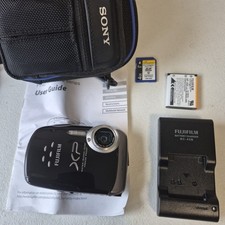Fujifilm FinePix XP Series XP10 12.2MP Digital Camera black Water Proof 4gb Card