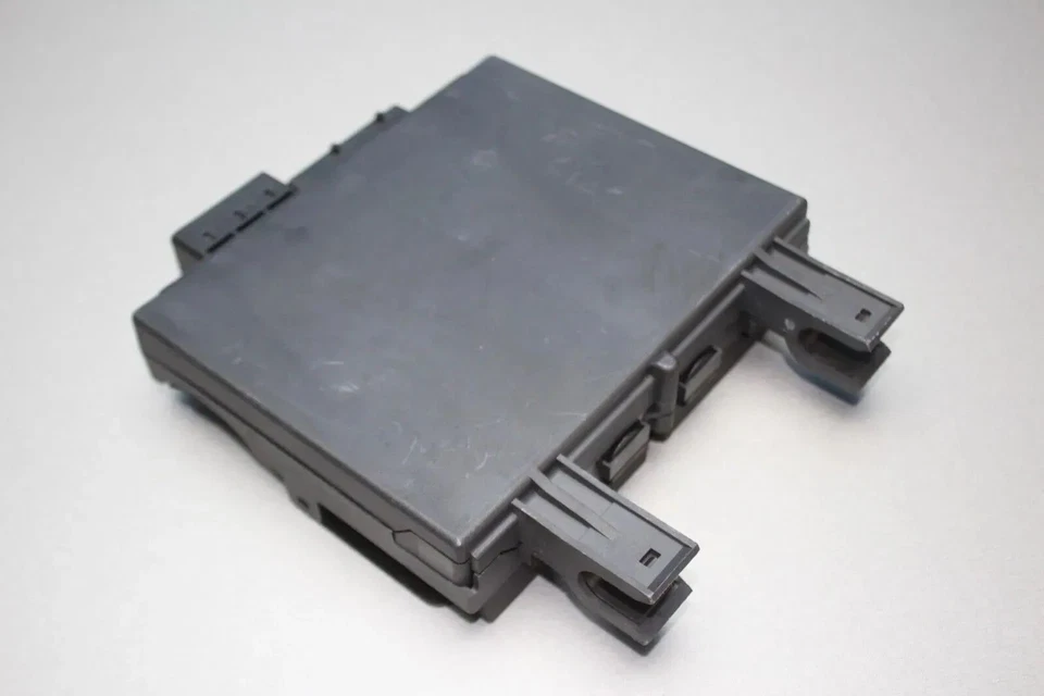 Centralina sedile Maybach 57 Mercedes W240 centralina sedile anteriore sinistro A2408202326 - Immagine 3 di 4