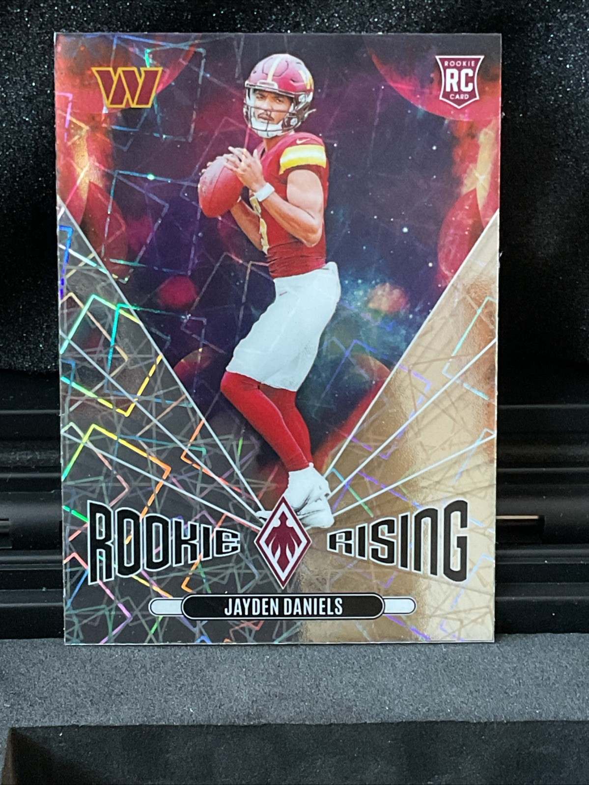 2024 Panini Phoenix - Rookie Rising Jayden Daniels #RR-JDS Lazer (RC)