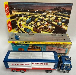 VGC Vintage Corgi #1137 Major Ford Tilt Cab "H" Series Truck Toy Model W/Box (P)