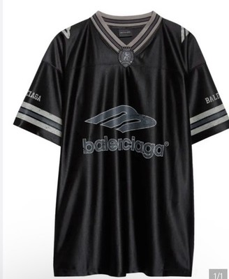 BALENCIAGA Black V-Neck T-shirt New And Authentic