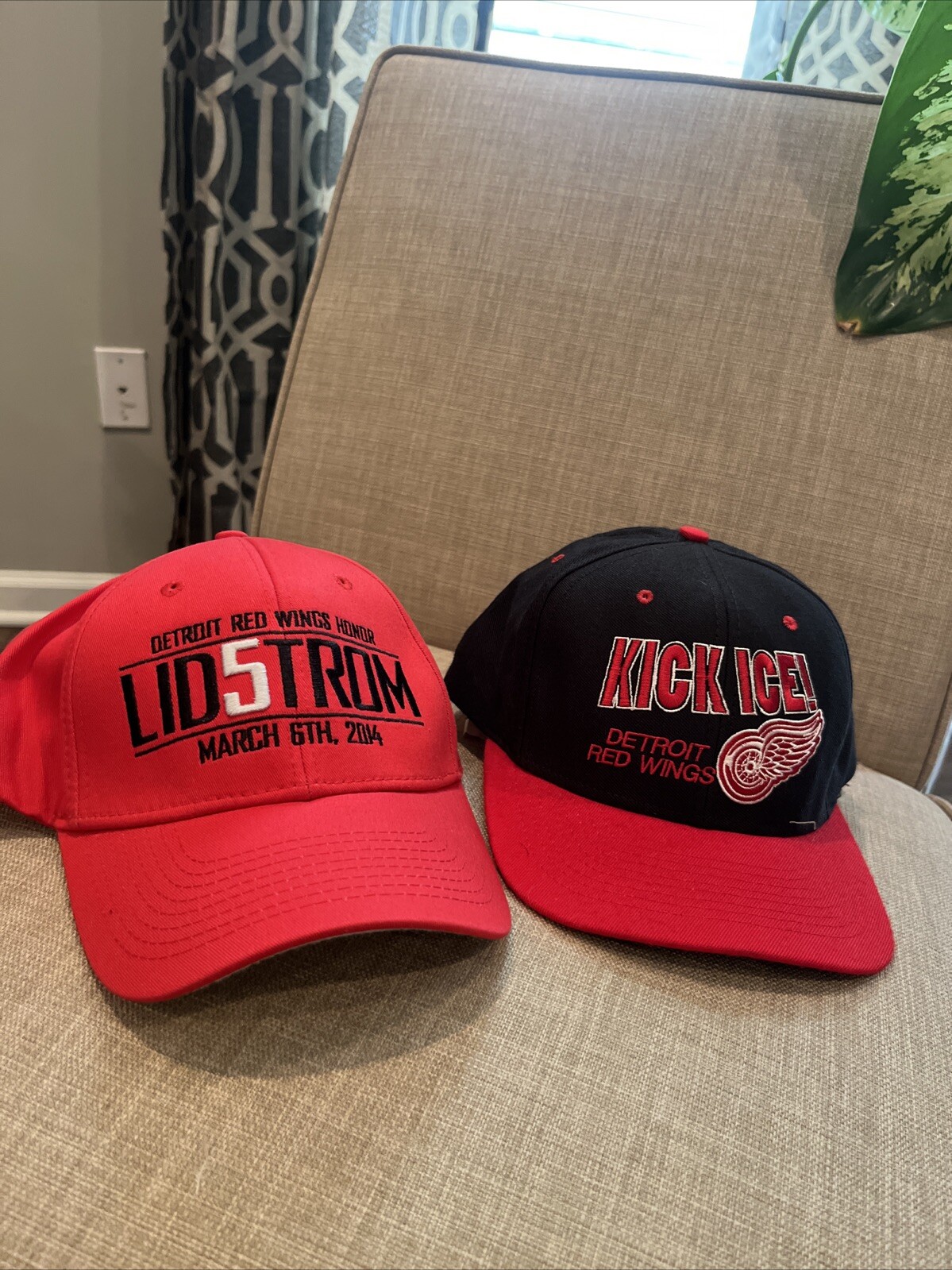 Detroit Red Wings Set Of 2 L Hats. Black/Red. Adjustable Kick Ice Lindstrom