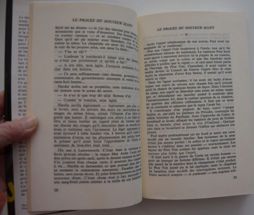 Frank G. SLAUGHTER titre LE PROCES DU DOCTEUR SCOTT édition 1978 - Photo 2/3