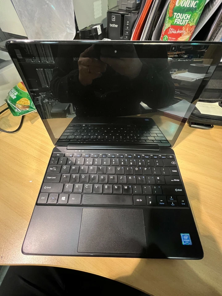 GEO Book 1M Celeron 4GB RAM 32GB 11.6" LAPTOP Inc: 128GB MicroSD Card - Image 4 of 4