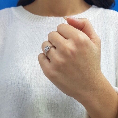 0,21 Carat Diamantring mit Diamanten in Baguette-Schliff - Bild 2 von 3