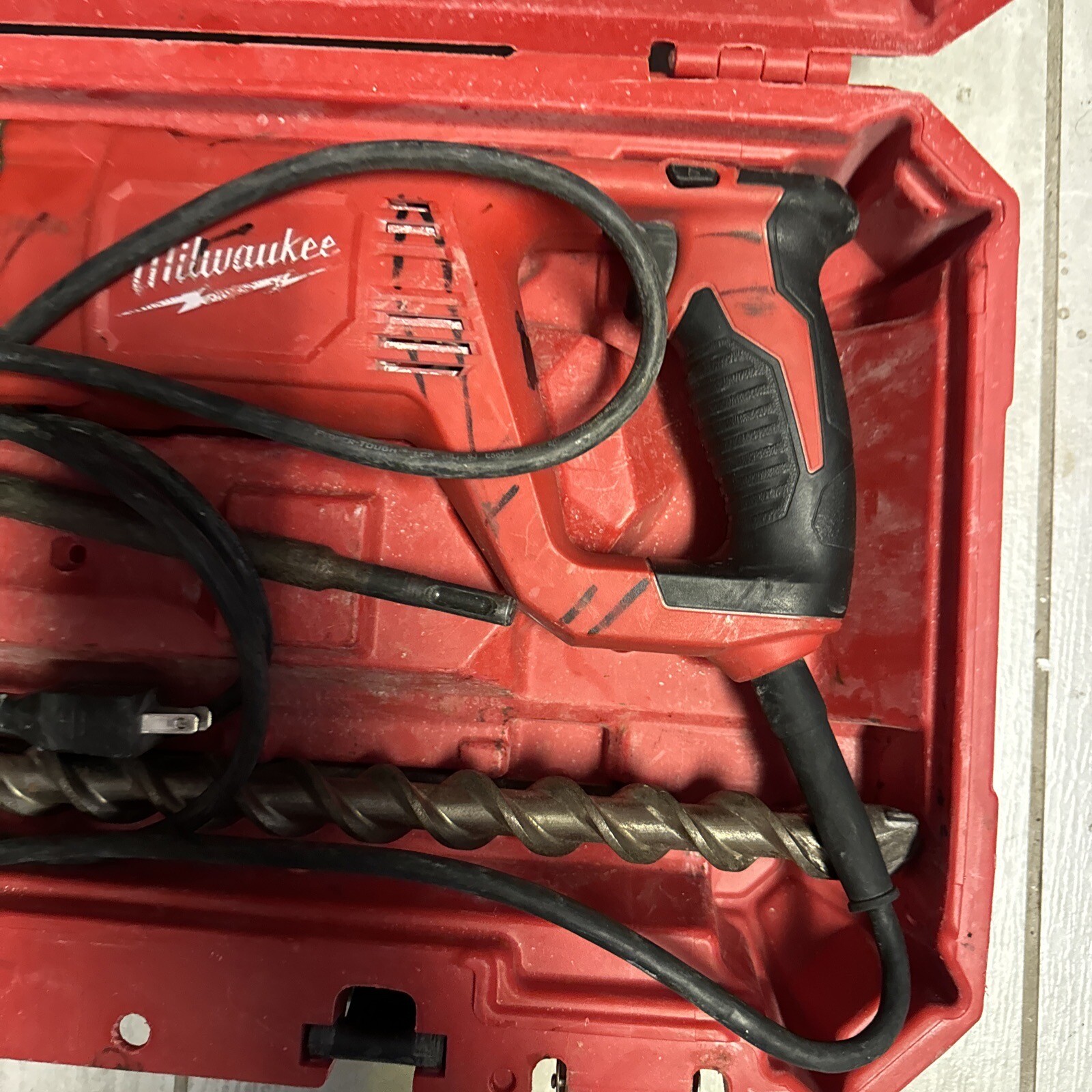 Milwaukee 1" Corded SDS Plus Rotary Hammer Cat. No. 526221 With Case