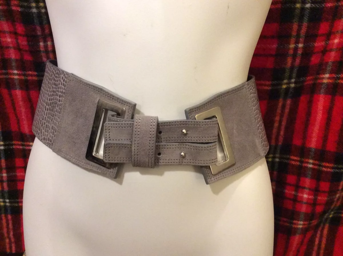 Textured leather waist belt