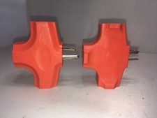 Leviton 003-00694-000 Grounding Outlet Adapter, 125 V, 15 A, 3 Outlet, Orange