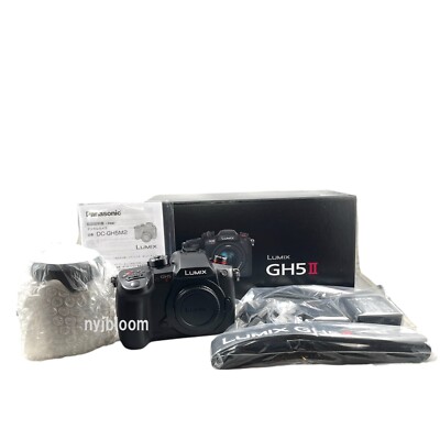 New PANASONIC GH5II Camera w/Lumix G Vario 12-60mm Lens (DC-GH5M2M