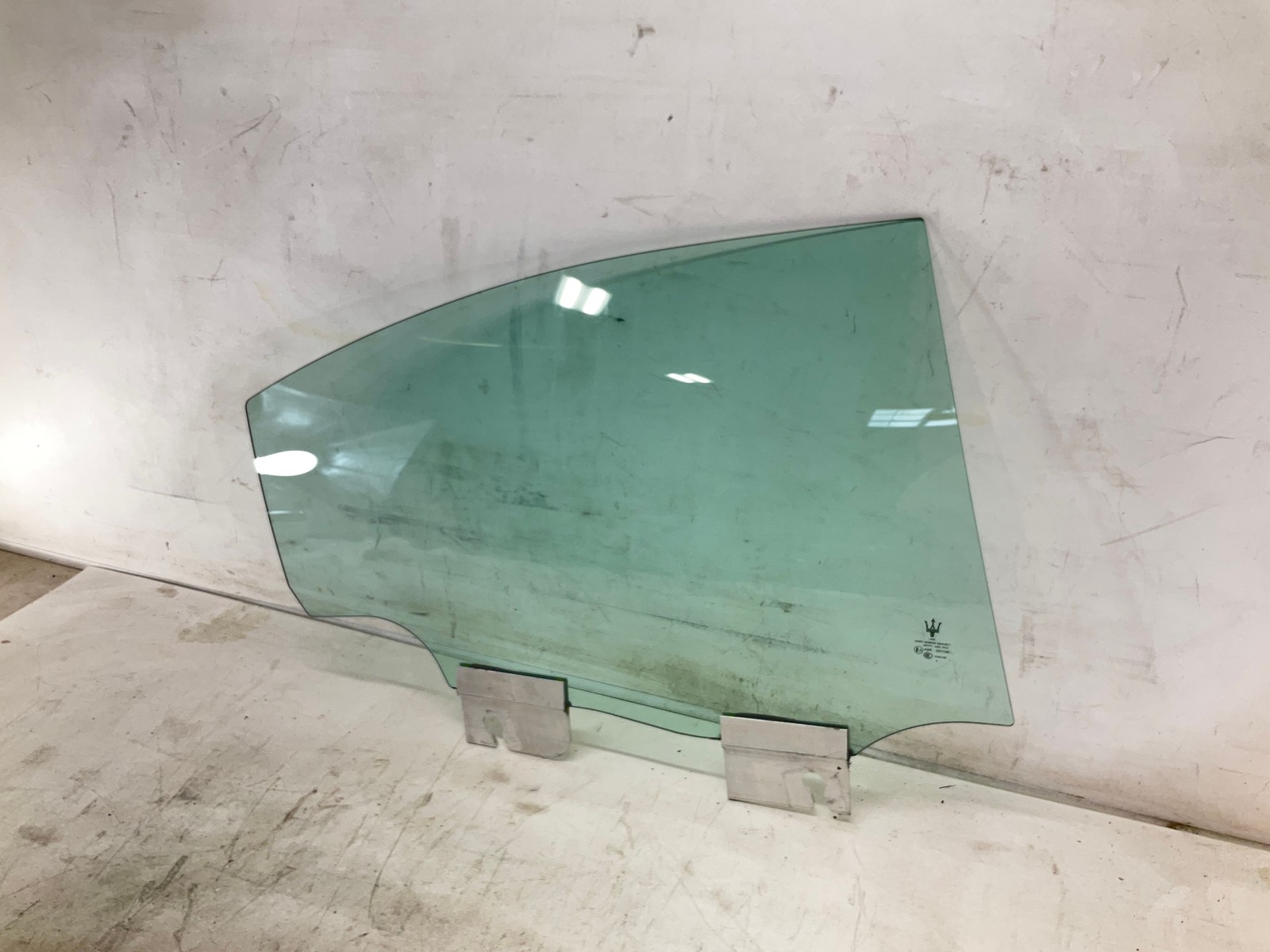 14-22 Maserati Ghibli S Q4 Rear Right Passenger Side Door Glass