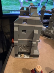 LEGO The Lord Of The Rings Mines Of Moria 9473 With Mini Figures Cave Troll