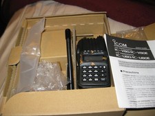 (NUOVO) ICOM IC-V80 RADIOAMATORE 2 METRI HT RICETRASMETTITORE VHF NUOVO RX 136-174 MHz