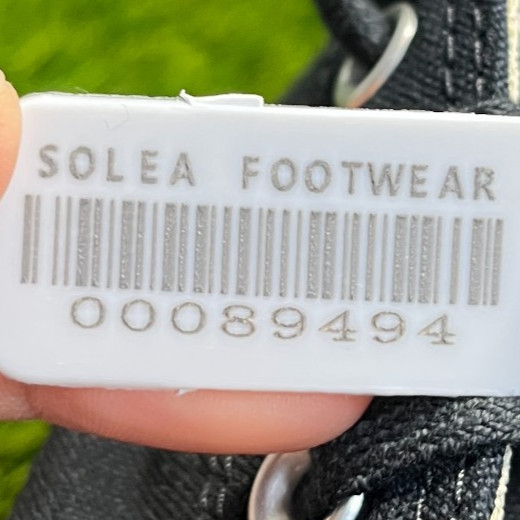 Converse Chuck Taylor All Star Low Womens Size 9.5 Black Athletic Shoes Sneakers thumbnail 10