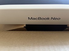 Apple MacBook Neo•256GB SSD•8GB RAM•