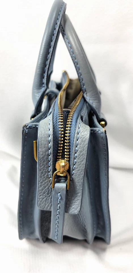 Mini Bolso Cartera Fossil Ryder Piel de Vaca Guijarro (Índigo Desteñido) Foto 4 de 4