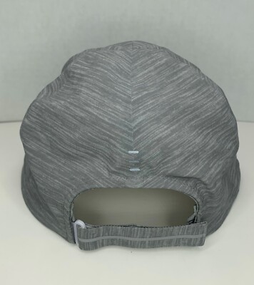 Lululemon Hat License to Train Women display picture 3