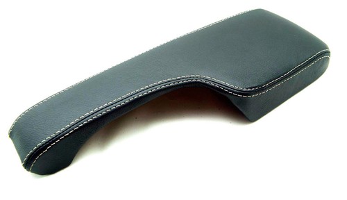 Sell 2001-2005 HONDA CIVIC EX-LX CENTER CONSOLE LID in Crawfordsville