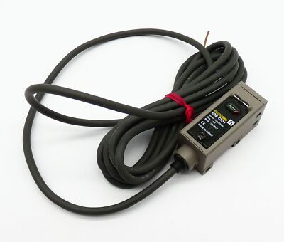 Omron E3S-CR11 Optischer Sensor Reflexionslichtschranke output -unused-