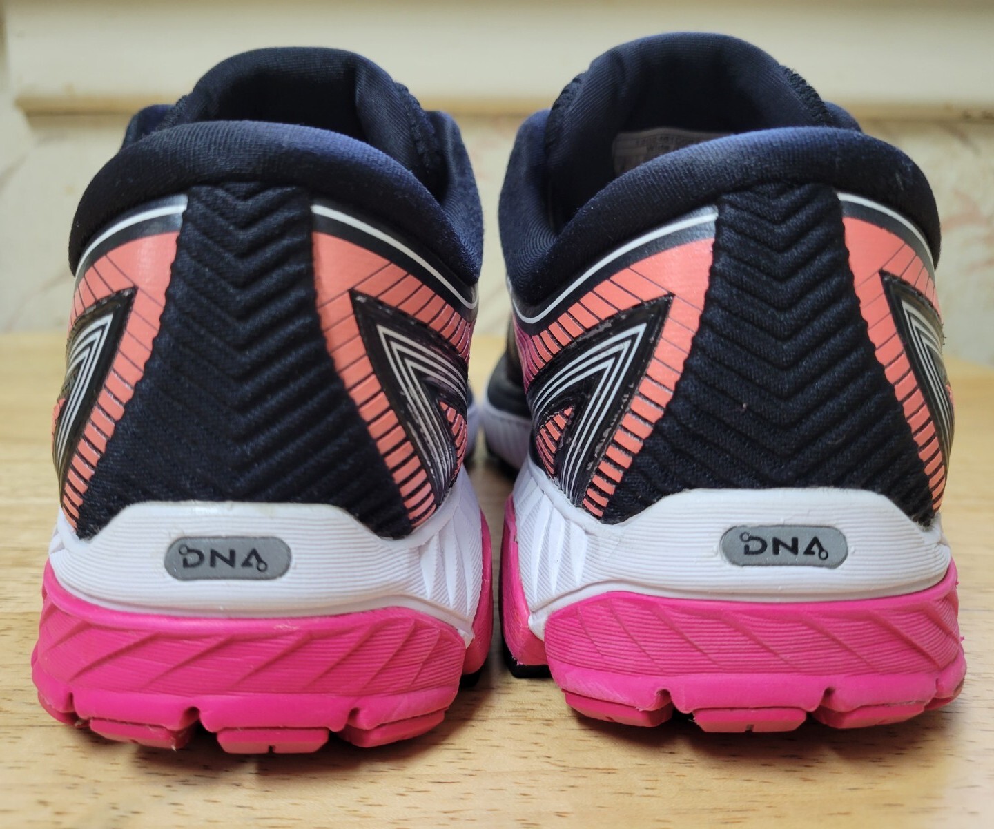 Brooks Ghost 10 Women's Black Pink Running Shoes Sneakers Size 8 D eBay