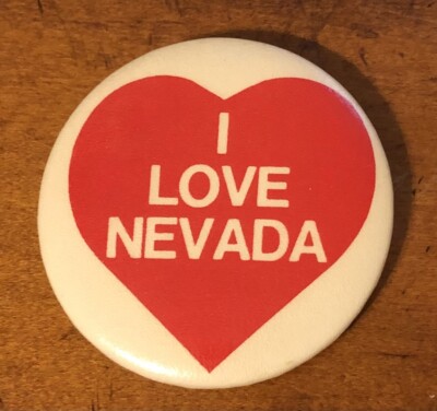 Vintage I Love Nevada Button Heart Tourist Souvenir 2.5  Round Red & White