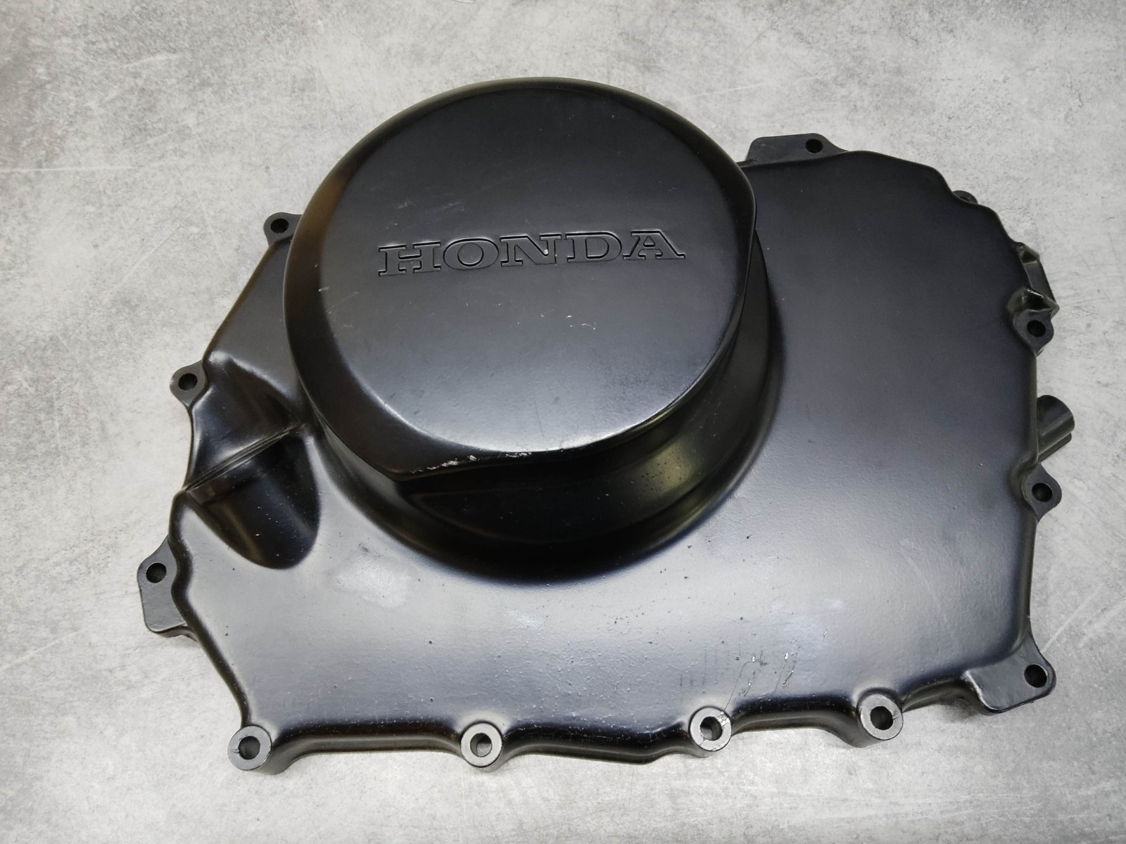 Carter d'embrayage HONDA XLV600V pour préparer votre moto aux grands voyages