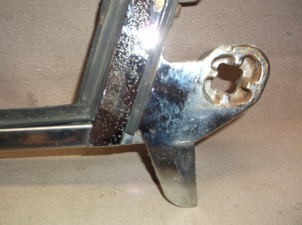 Mercury Cougar XR7 GT 1967 1968 Ford Mustang Shelby marco de ventana de ventilación de ala derecha Foto 4 de 4