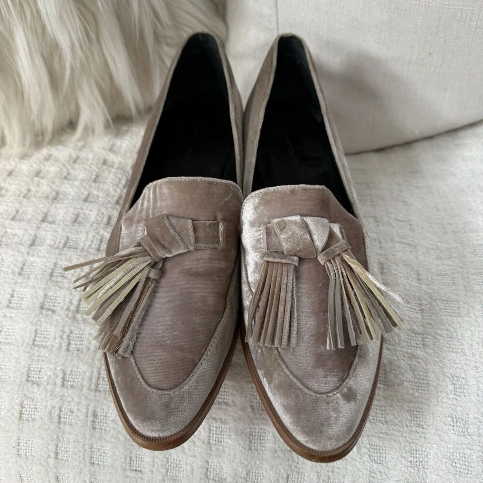 Rebecca Minkoff 女式 Edie 乐福鞋 8 码丝绒流苏尖头 — 第 2/4 张图片