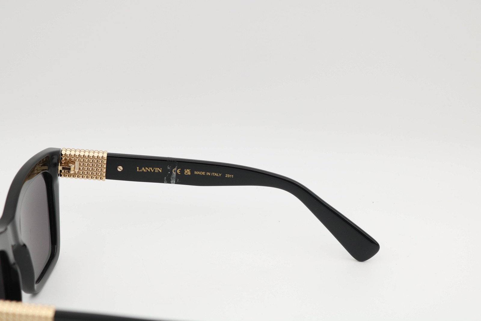 Lanvin Lnv668S 001 Black/Black Square Sunglasses 51-20-145